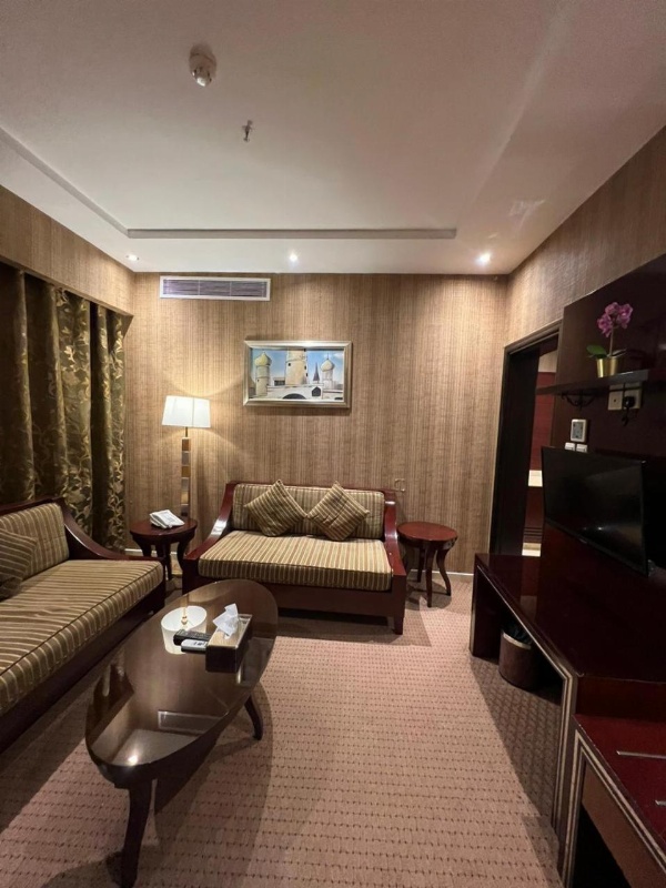 EKONO by Leva Jeddah Airport Hotel image 4